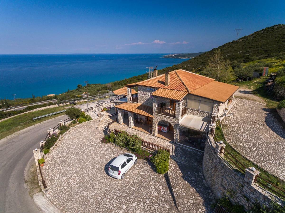 Nireas : Stone Villa Orthoniai Exterior photo